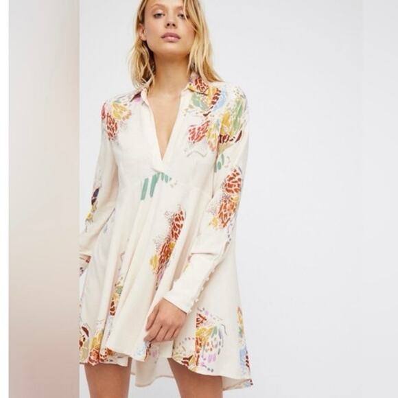 Free People Field Of Butterflies Tunic in Ivory Hi-Low Swing Style - Size S - Picture 2 of 7